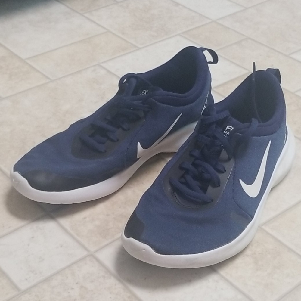 Nike Flex Experience sneakers - Sz 7.5 Men’s/Youth